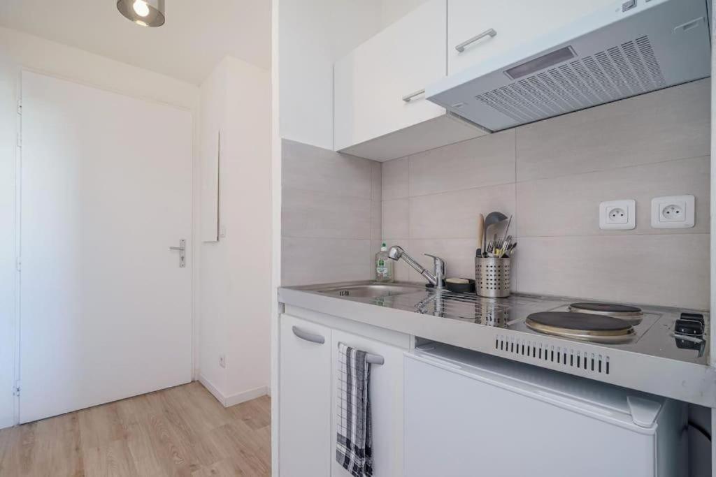 Appartement Climatise Avec Terrasse Tout Equipe A 5Min De La Gare St Charles 마르세유 외부 사진