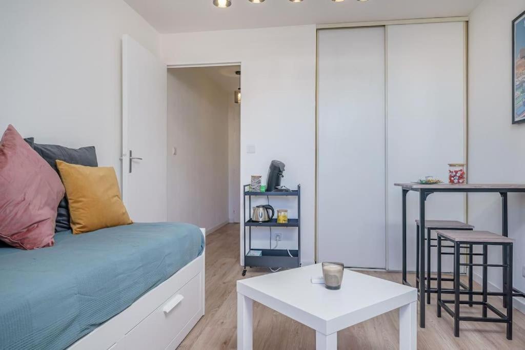 Appartement Climatise Avec Terrasse Tout Equipe A 5Min De La Gare St Charles 마르세유 외부 사진